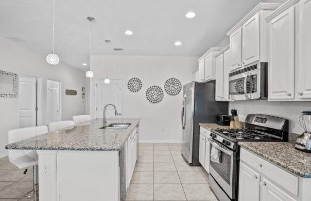 4811 TERRASONESTA Drive Gallery 4