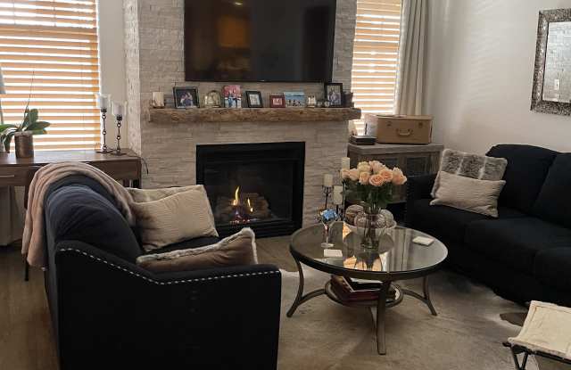 1618 Redstone Ave photos photos
