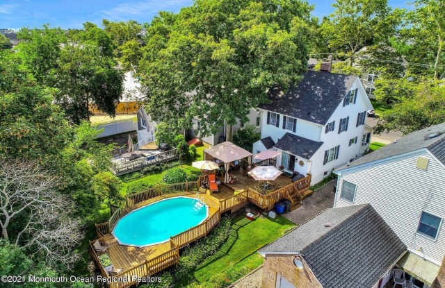 370 E Main Street - 370 East Main Street, Manasquan, NJ 08736