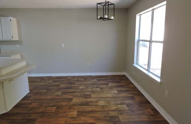 4738 Connor Dr Gallery 3