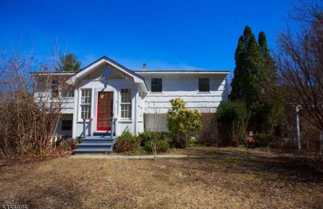 50 Mountain View Ave photos photos