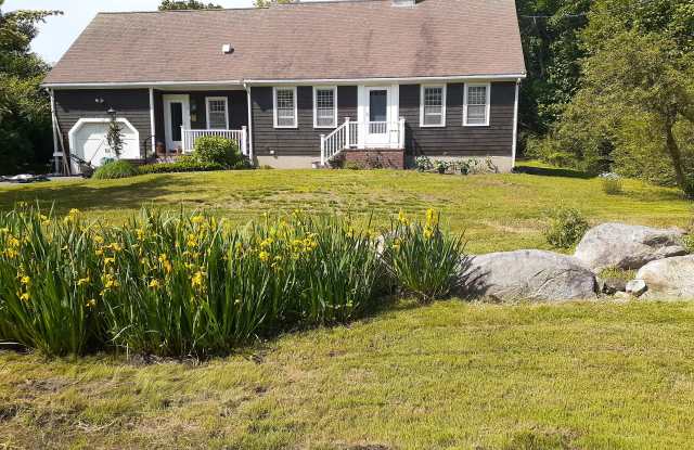 55 Ledge Road Gallery 1