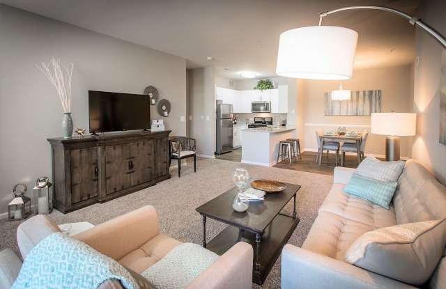 199 Woodlake Boulevard Gallery 4