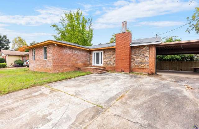 201 Sunnydale Drive - 201 Sunnydale Drive, Warner Robins, GA 31088