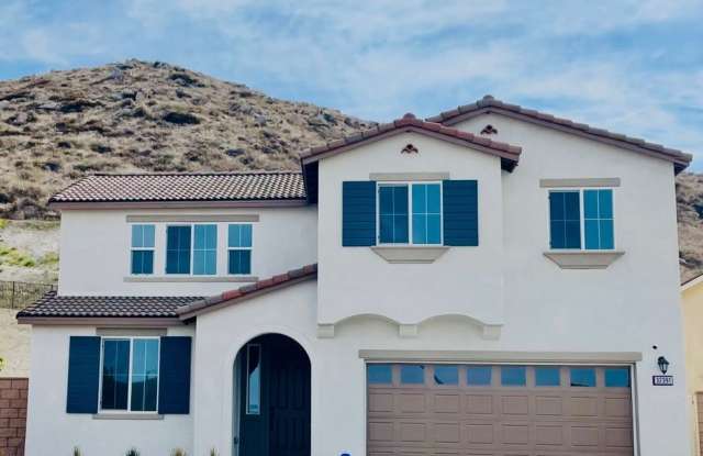5 Bedroom Home for Rent in Winchester photos photos