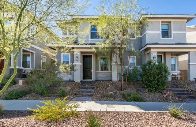 Beautiful Brownstone-Style Townhome in Cadence with Modern Finishes, Private Courtyard & Fantastic Community Amenities! Gallery 1
