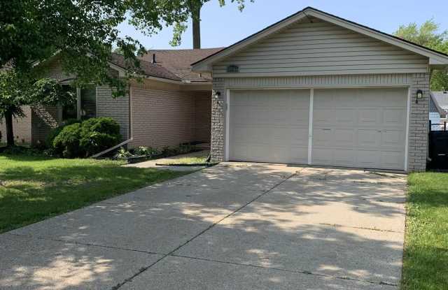 4951 Fox Hill photos photos