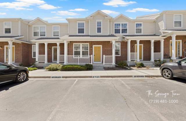 Charming 2-Bedroom Townhome in Central Colorado Springs photos photos
