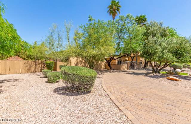 4744 E FOOTHILL Drive Gallery 2