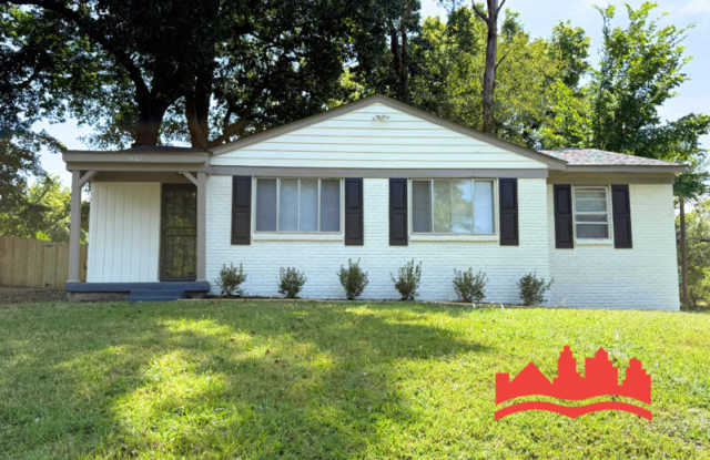2463 Brewster Ave - 2463 Brewster Avenue, Memphis, TN 38127