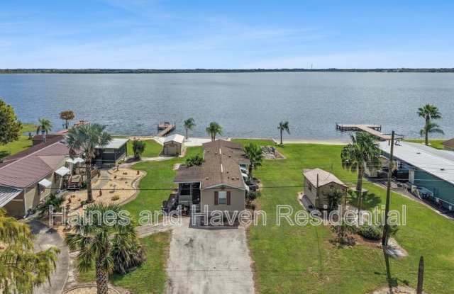 3208 Lakeview Dr Gallery 1