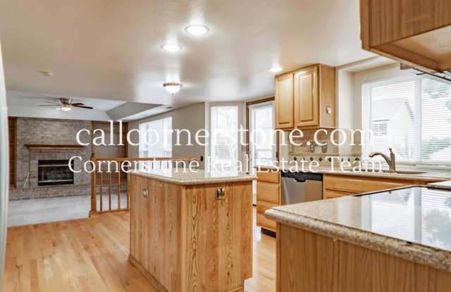 630 Fernglen Court Gallery 4