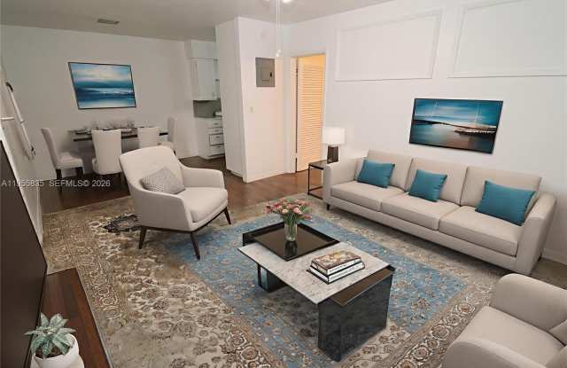 1139 NE 10th Ave photos photos