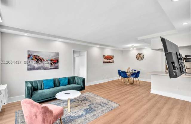 10000 E Bay Harbor Dr Gallery 3