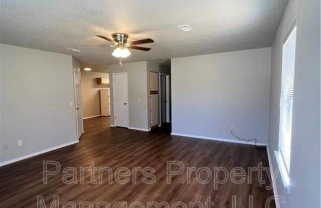 5705 Sara Street - A Gallery 3