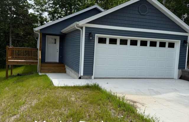 NEW CONSTRUCTION SINGLE FAMILY HOME ~ 3 bed, 2 bath HOME in Hollister MO photos photos