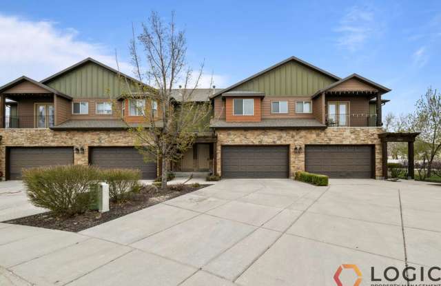Beautiful Townhome in Midvale! photos photos