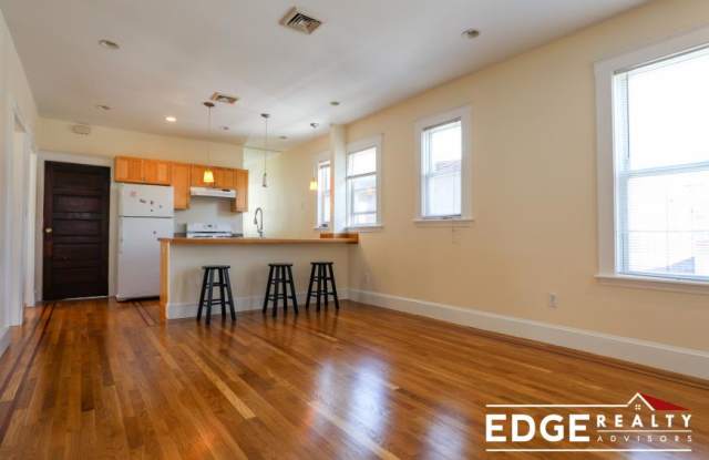 86 Easton St. photos photos