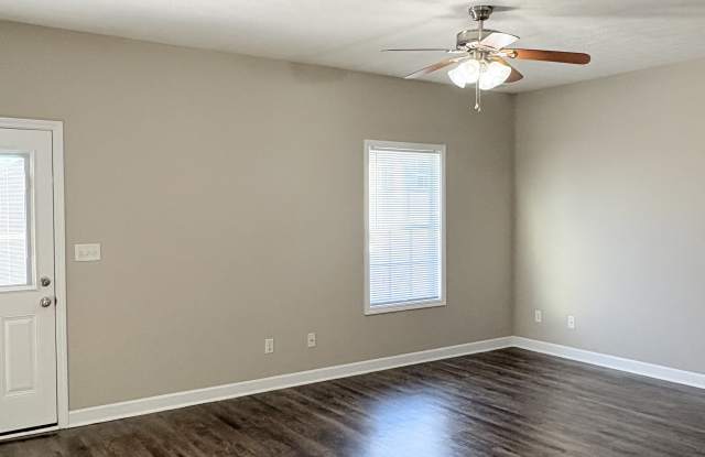 306 Moss Creek Ave Gallery 2