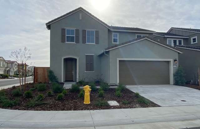 Newer construction with solar! photos photos