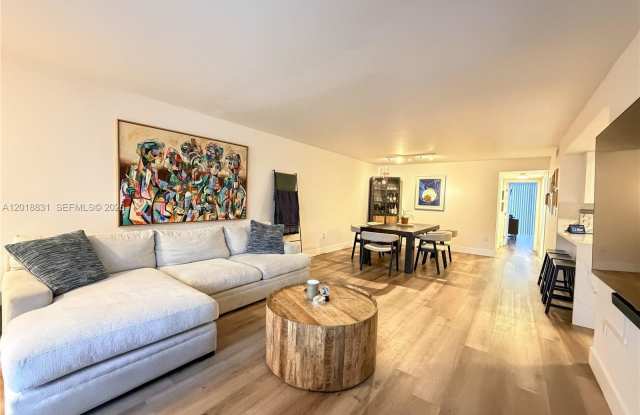 6517 SW 116th Pl photos photos