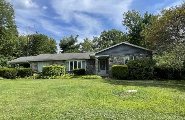 5130 Mountain View Drive Gallery 2