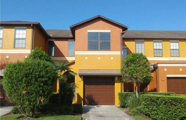 1022 TULLAMORE DRIVE - 1022 Tullamore Drive, Wesley Chapel, FL 33543