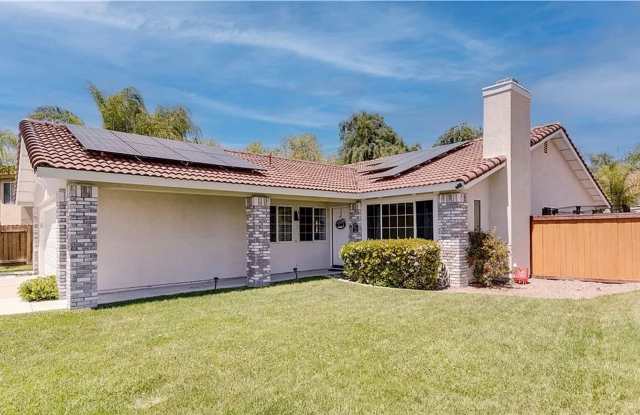 Lovely Temecula Sing Story Home with Soaking Pool! photos photos