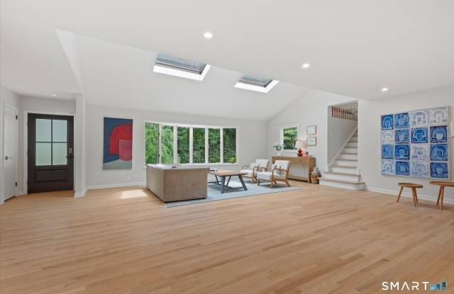 10 Bowman Drive Gallery 3