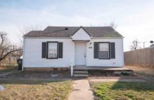 6812 Northwest 37th Street photos photos