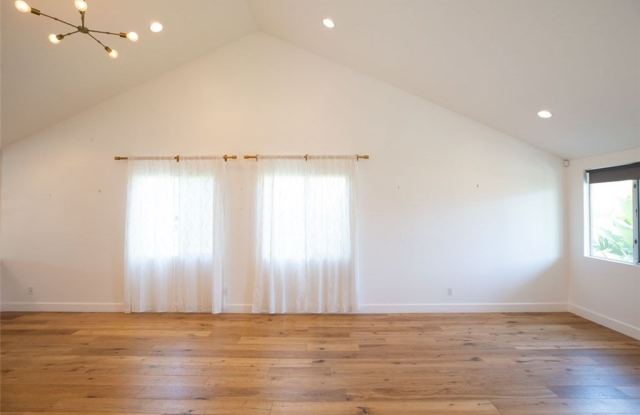 2814 Moss Avenue Gallery 3