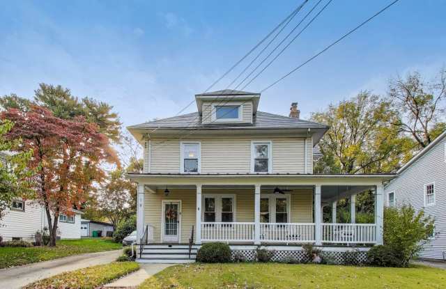 Spectacular 3Bedroom LL Den + 3.5ba SF Home in Gaithersburg w/ Front Porch photos photos Spectacular 3Bedroom LL Den + 3.5ba SF Home in Gaithersburg w/ Front Porch photos photos