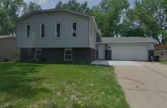 4027 N Danbury St photos photos