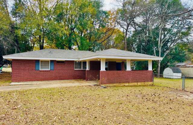 Adorable 3-Bedroom Home in Lakeview Heights - 1100 Lombard Drive, Montgomery, AL 36109