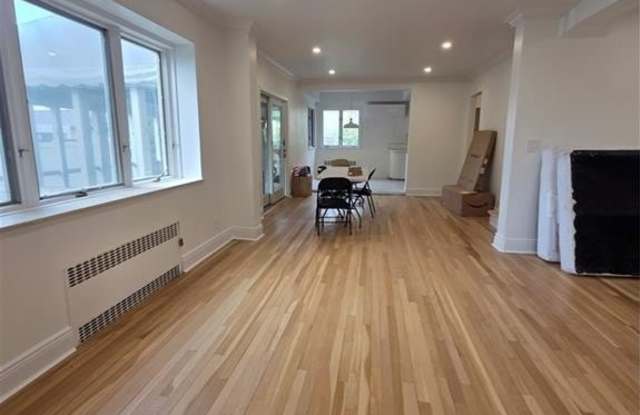 65 Ithaca Avenue Gallery 4