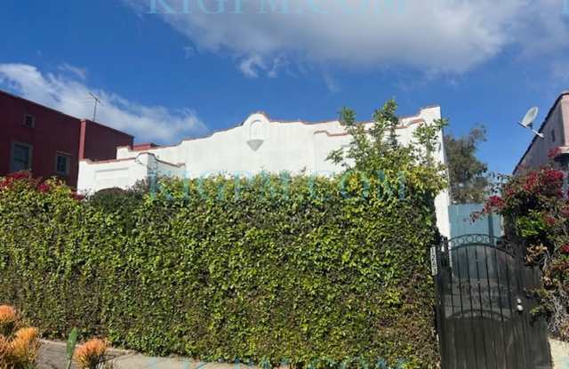 2-Bedroom Duplex in Prime Mid-Wilshire Area! photos photos