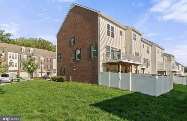 4822 FOREST PINES Drive Gallery 4