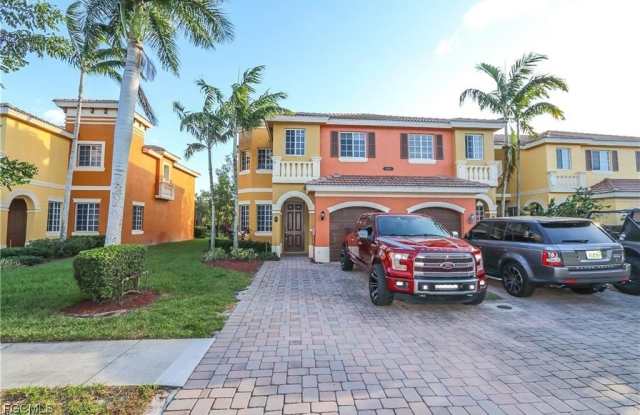 10221 Olivewood Way unit: 153 photos photos
