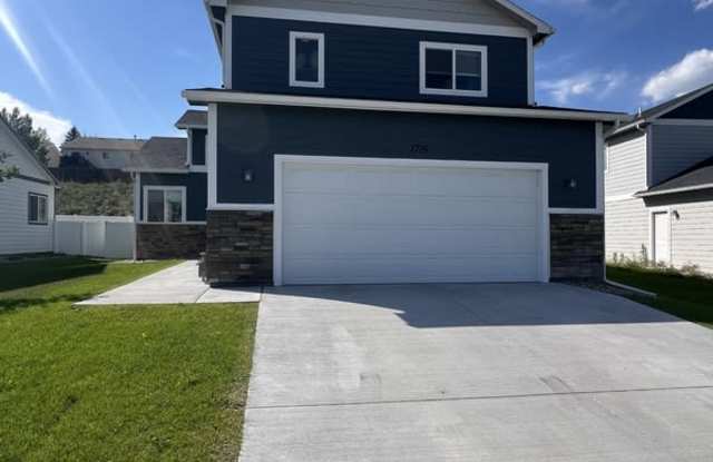1716 Kade Court - 1716 Kade Court, Cheyenne, WY 82007