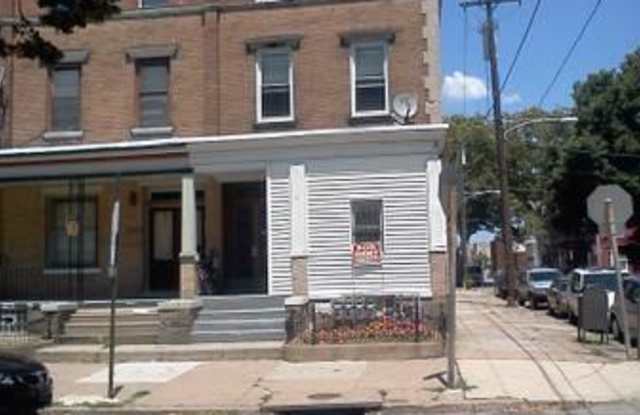 3601 Spring Garden st photos photos