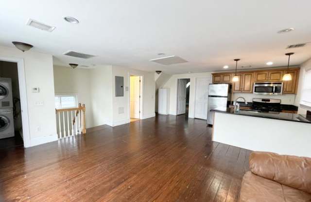 178 Hillside St. photos photos