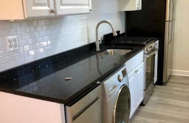 919 W Waveland Ave photos photos