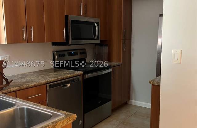 1365 Crystal Way photos photos