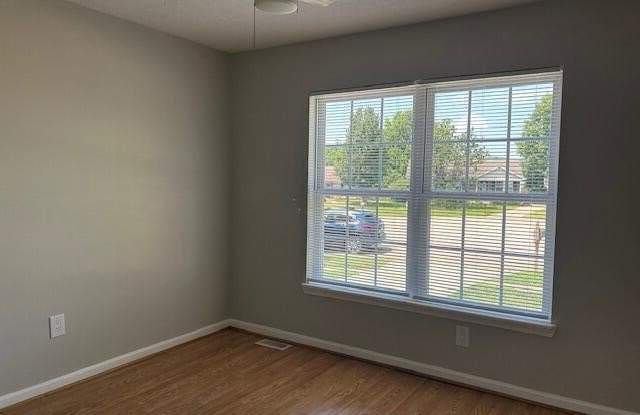 6925 Colrain Cir Gallery 4