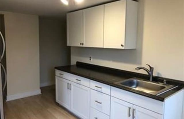 17 Jennifer St - 17 Jennifer Street, Littleton Common, MA 01460