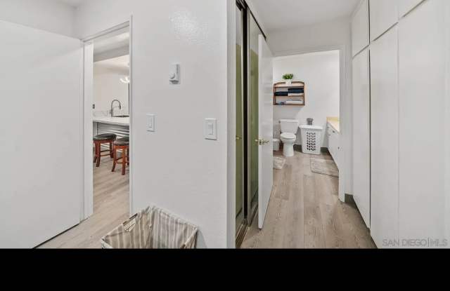 300 Stony Point Road - 300 Stony Point Road, Santa Rosa, CA 95401