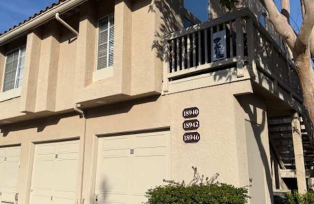2 bed, 1.25 Bath CONDO next to POOL! Ground Level/Single Level. Attached 1 car GARAGE! photos photos