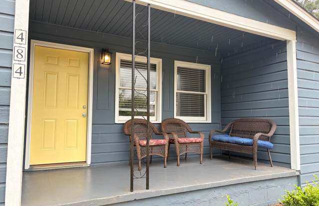 3 Bedroom 2 Bathroom Recently Renovated House Gallery 4