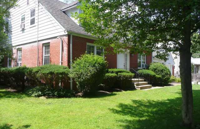 190 BAYARD LANE Gallery 3