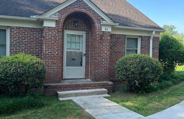Greenville, 1BD, 1BD, 780SF photos photos